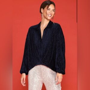 Skies are Blue Maya Navy Velvet Metallic Buttondown Top Blouse Plus Sz. 1X NWT